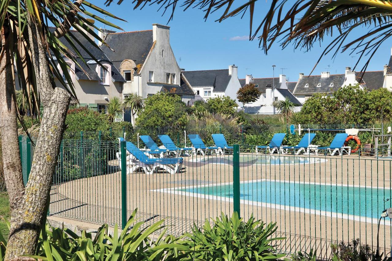 LocaLise - Maison E2 au Guilvinec - A 20m de la mer avec jardin et piscine - Tout à pied, plage, port, centre commerces, marché - Wifi inclus - Vue mer de la chambre - Animaux bienvenus - Linge de lit inclus Exterior foto