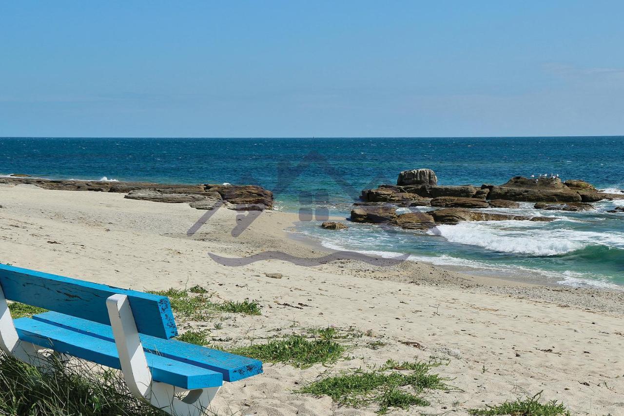 LocaLise - Maison E2 au Guilvinec - A 20m de la mer avec jardin et piscine - Tout à pied, plage, port, centre commerces, marché - Wifi inclus - Vue mer de la chambre - Animaux bienvenus - Linge de lit inclus Exterior foto