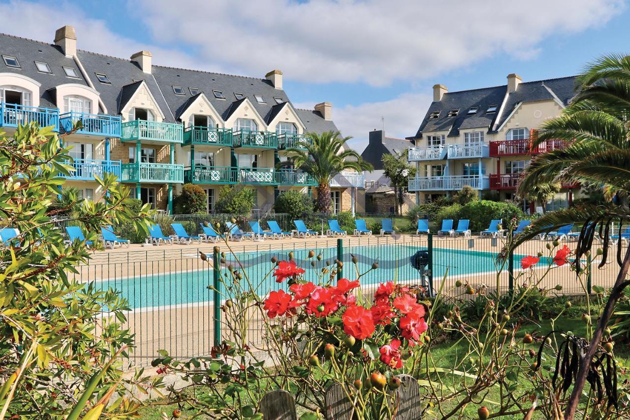 LocaLise - Maison E2 au Guilvinec - A 20m de la mer avec jardin et piscine - Tout à pied, plage, port, centre commerces, marché - Wifi inclus - Vue mer de la chambre - Animaux bienvenus - Linge de lit inclus Exterior foto